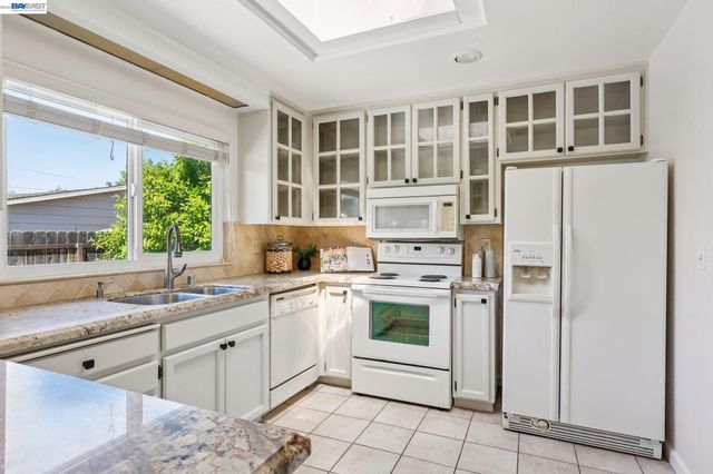 1113 Tokay Cmn, Livermore, CA 94550