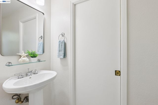 1113 Tokay Cmn, Livermore, CA 94550