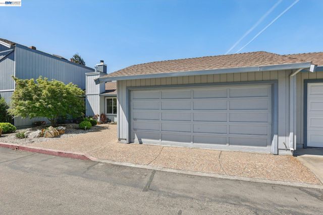 1113 Tokay Cmn, Livermore, CA 94550