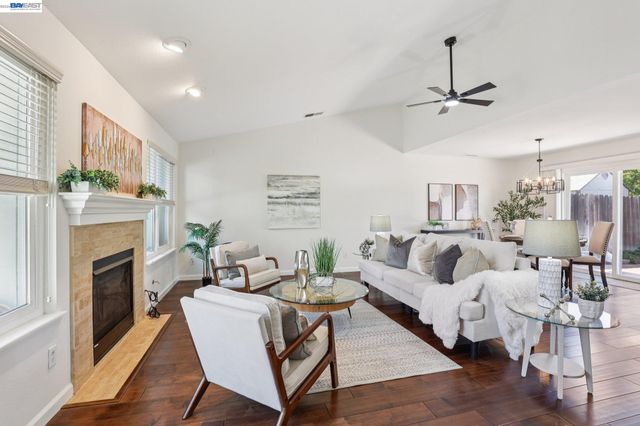 1113 Tokay Cmn, Livermore, CA 94550