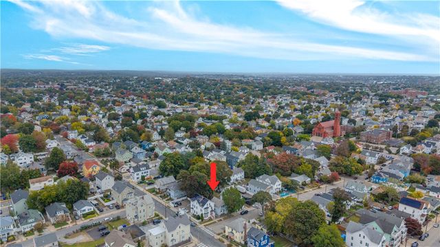 81 Pomona Avenue, Providence, RI 02908