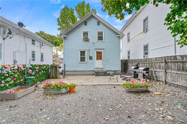 81 Pomona Avenue, Providence, RI 02908