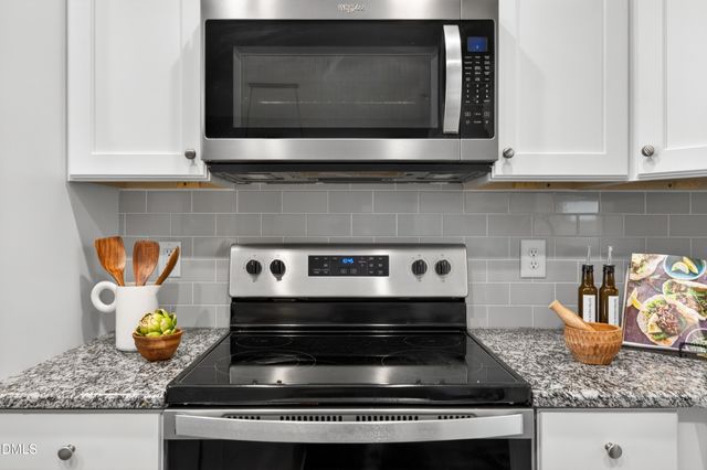 191 Stratocastor Drive, Zebulon, NC 27597