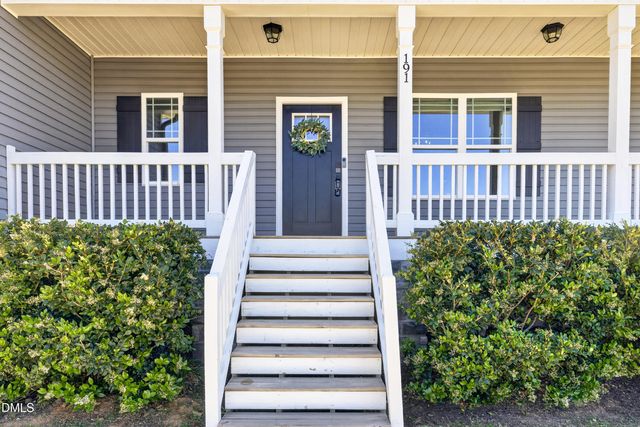 191 Stratocastor Drive, Zebulon, NC 27597