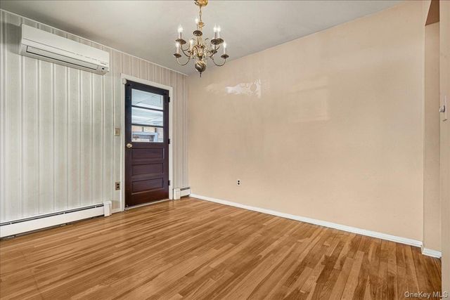 26 Terrace Avenue, Floral Park, NY 11001