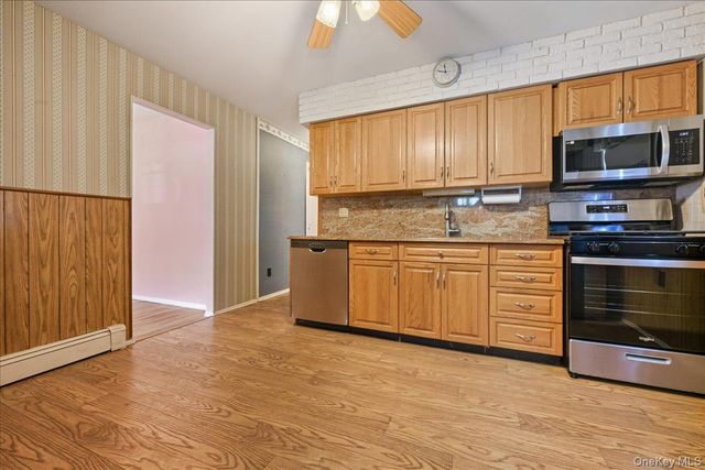 26 Terrace Avenue, Floral Park, NY 11001