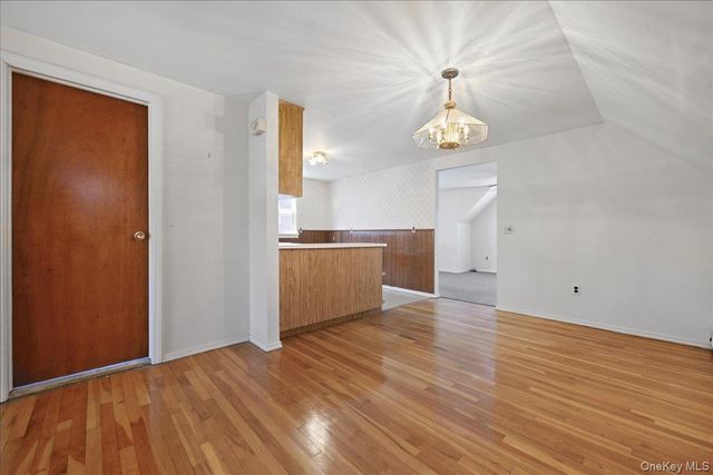 26 Terrace Avenue, Floral Park, NY 11001