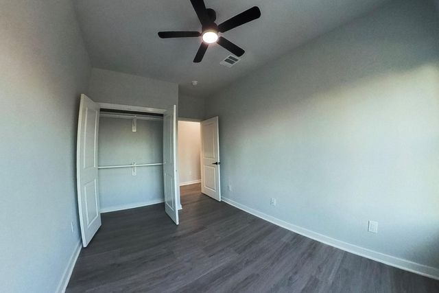 2832 Mansfield Street, Houston, TX 77091