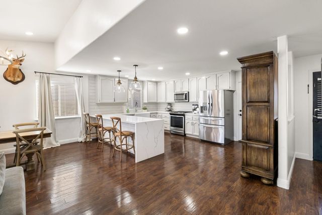 18920 Nugget Way, Plymouth, CA 95669