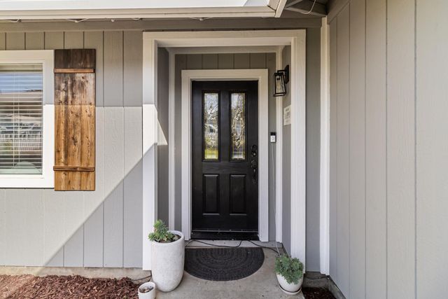 18920 Nugget Way, Plymouth, CA 95669