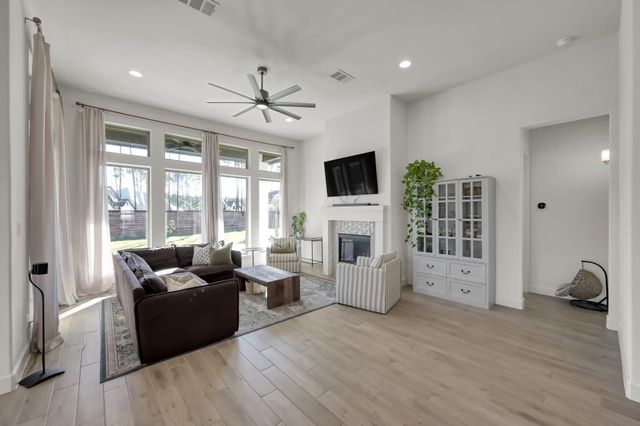 17801 Parnassum Path, Conroe, TX 77302