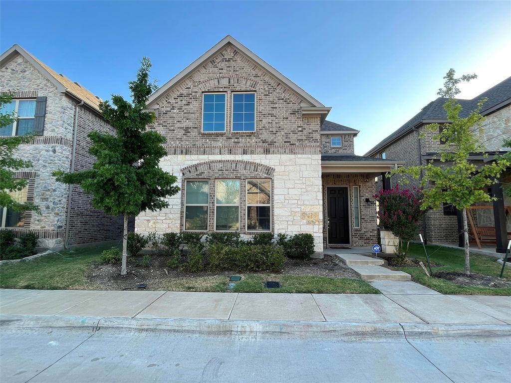 12765 Friar Street, Farmers Branch, TX 75234