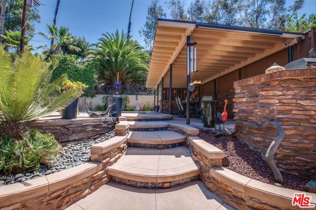 7724 Shady Cove Avenue, Burbank, CA 91504