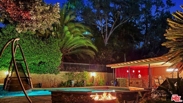 7724 Shady Cove Avenue, Burbank, CA 91504