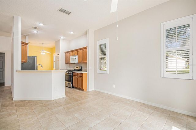 120 CREPE MYRTLE DRIVE, Groveland, FL 34736