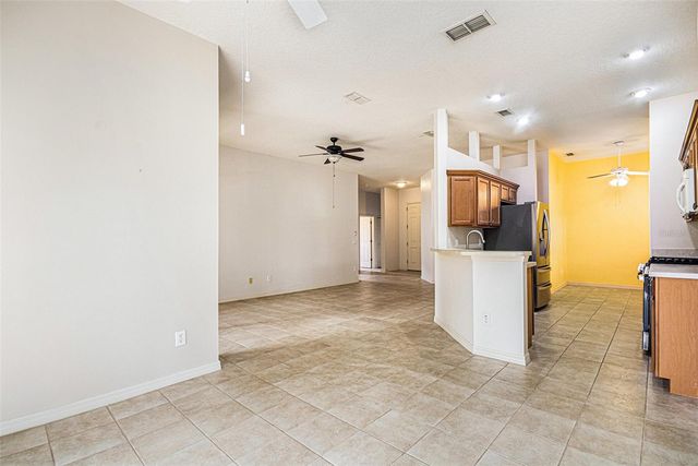 120 CREPE MYRTLE DRIVE, Groveland, FL 34736