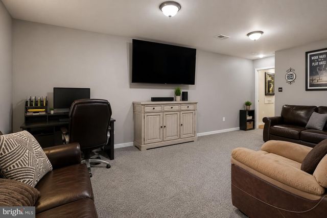 805 CORNSTALK DR, New Castle, DE 19720