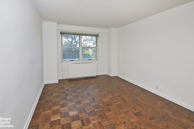 2400 Johnson Ave Apt 1K, New York City, NY 10463