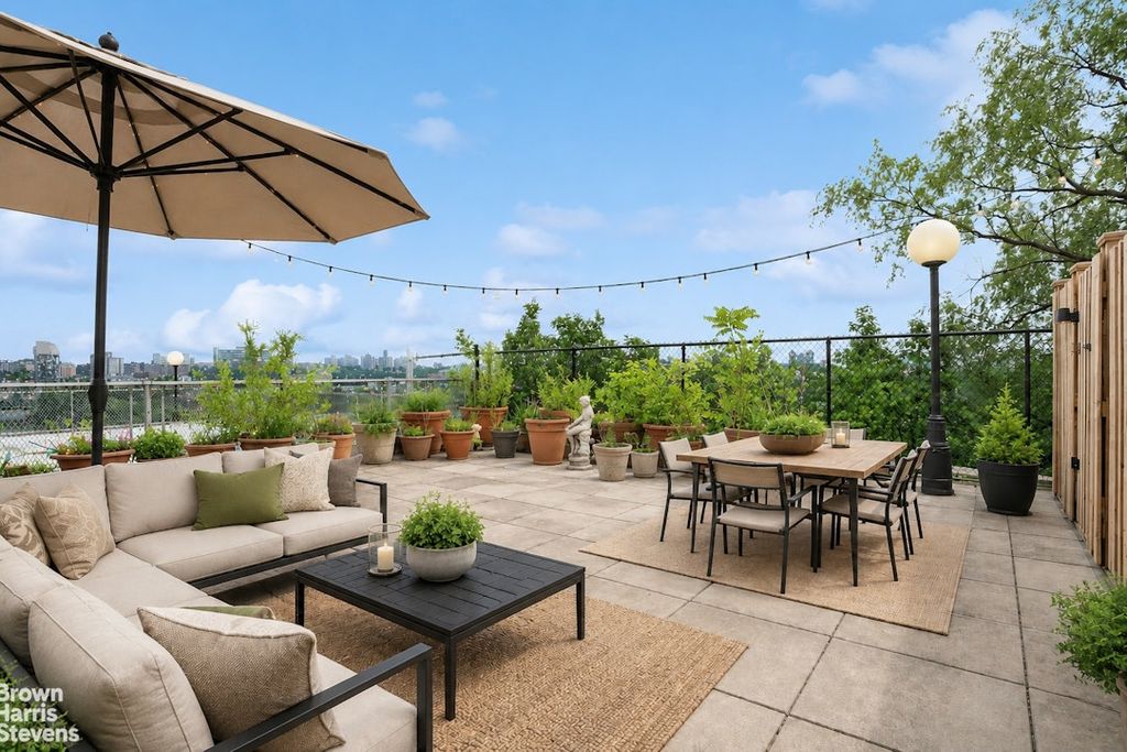2400 Johnson Ave Apt 1K, New York City, NY 10463