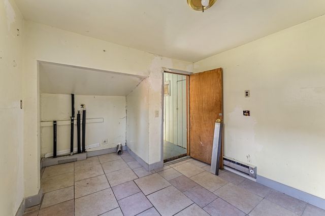 15 Black Oak Drive, Shady Cove, OR 97539