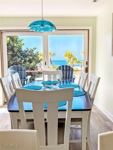 543 Gulf LN, Upper Captiva, FL 33924