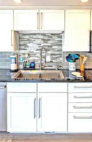 543 Gulf LN, Upper Captiva, FL 33924