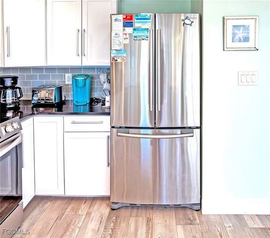 543 Gulf LN, Upper Captiva, FL 33924