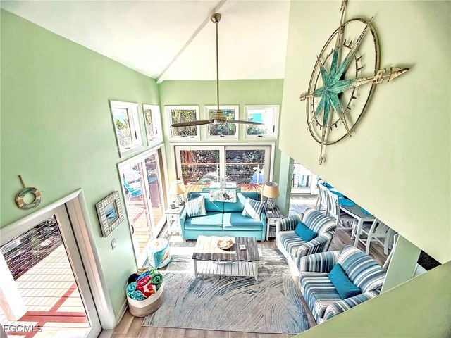 543 Gulf LN, Upper Captiva, FL 33924