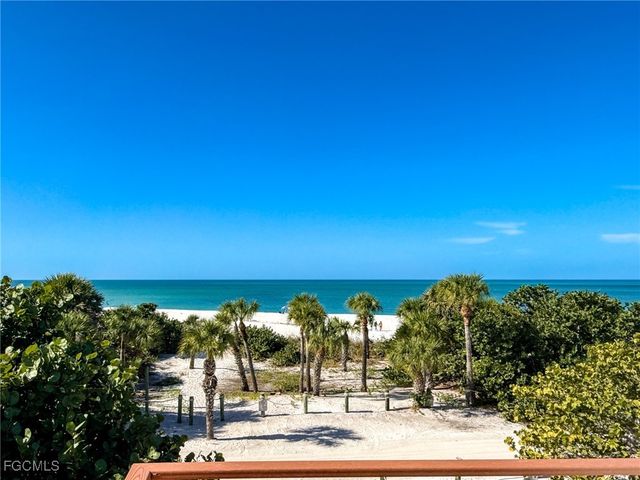543 Gulf LN, Upper Captiva, FL 33924