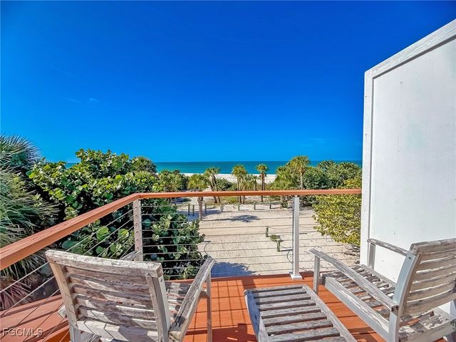 543 Gulf LN, Upper Captiva, FL 33924