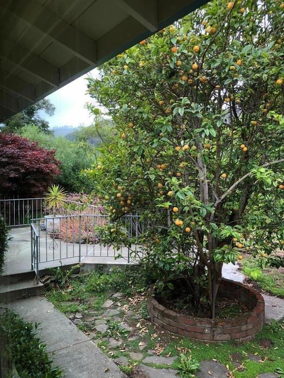 Image 36 of property listing at Address unavailable.