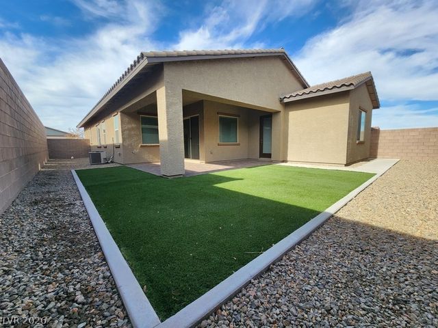 684 Sunray Park Street, Henderson, NV 89011