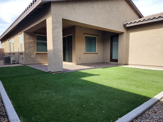 684 Sunray Park Street, Henderson, NV 89011