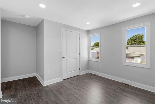 5532 C ST SE, Washington, DC 20019