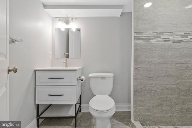 5532 C ST SE, Washington, DC 20019