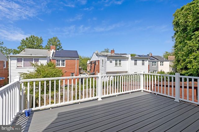 5532 C ST SE, Washington, DC 20019