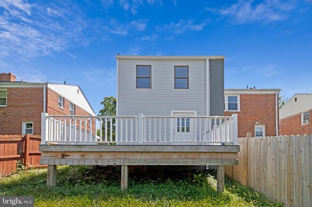 5532 C ST SE, Washington, DC 20019