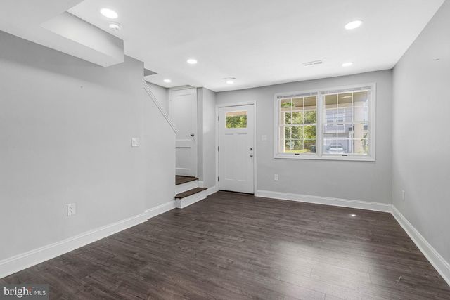 5532 C ST SE, Washington, DC 20019
