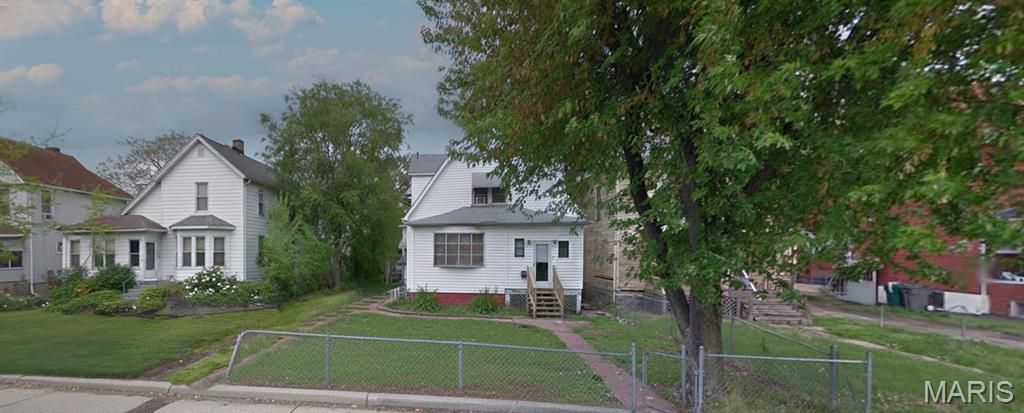 559 N 24th Street, East St Louis, IL 62205