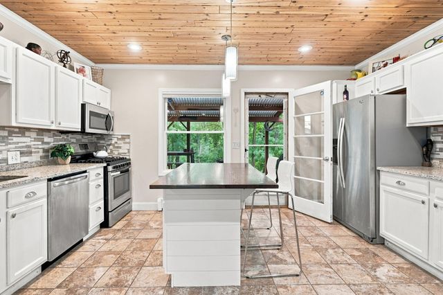 29164 Terrence Street, Livonia, MI 48154