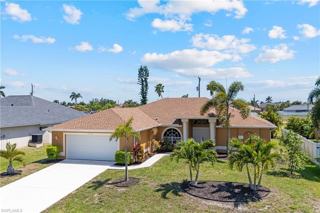 Image 3 of property listing at 2228 26th TER, Cape Coral, FL 33914