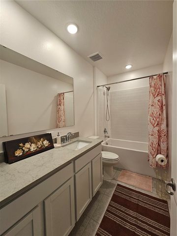 8445 101st Court, Vero Beach, FL 32967