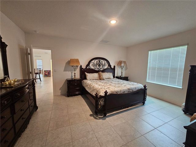 8445 101st Court, Vero Beach, FL 32967