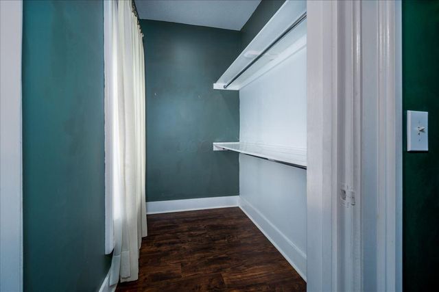 1054 E Long Street, Columbus, OH 43203