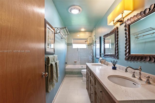 2100 NE 211th Ter., Miami, FL 33179