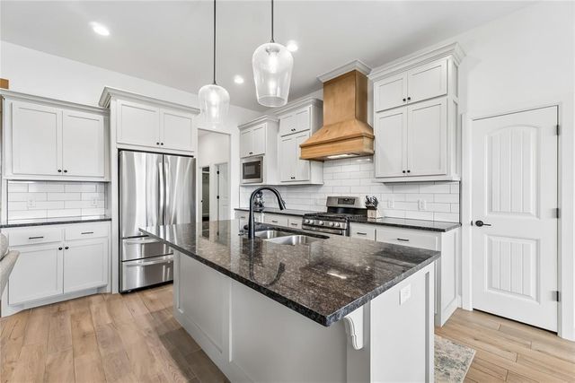 1304 Torrey Pines Road, Norman, OK 73072