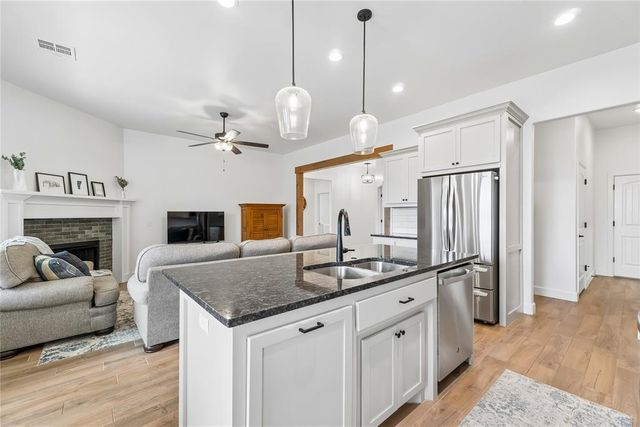 1304 Torrey Pines Road, Norman, OK 73072