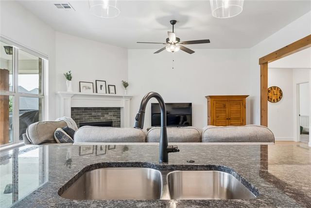 1304 Torrey Pines Road, Norman, OK 73072