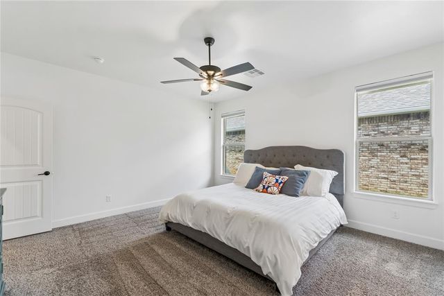 1304 Torrey Pines Road, Norman, OK 73072
