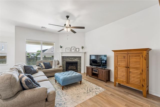 1304 Torrey Pines Road, Norman, OK 73072